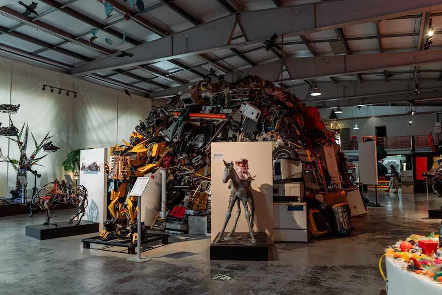 Квест в реальности Бардак в квартире от компании Музей мусора "Му-му" Квест в реальности Бардак в квартире от компании Музей мусора "Му-му"